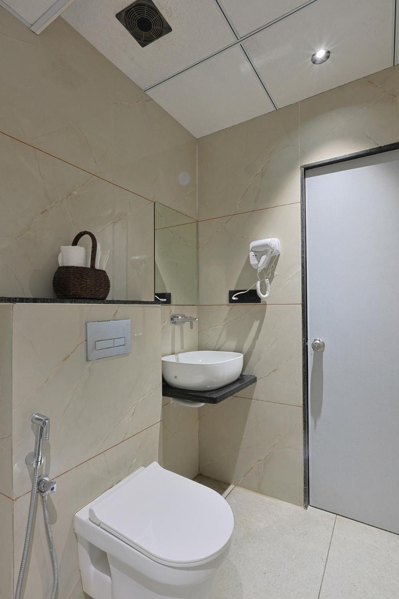 Hotel Royal Town Ahmedabad Exterior foto